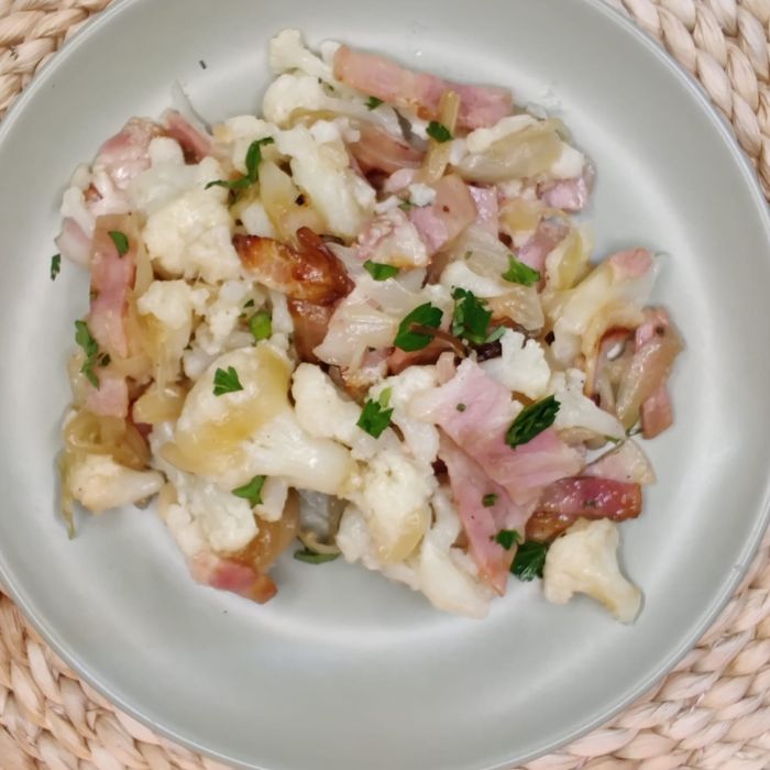 Stir-fried Cauliflower with Bacon