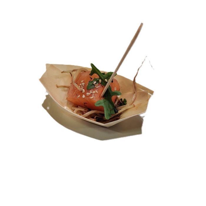 Mini barqueta de salmó marinat a l'anet
