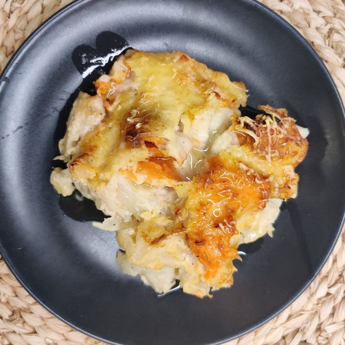 Cauliflower gratin with sweet potato and béchamel