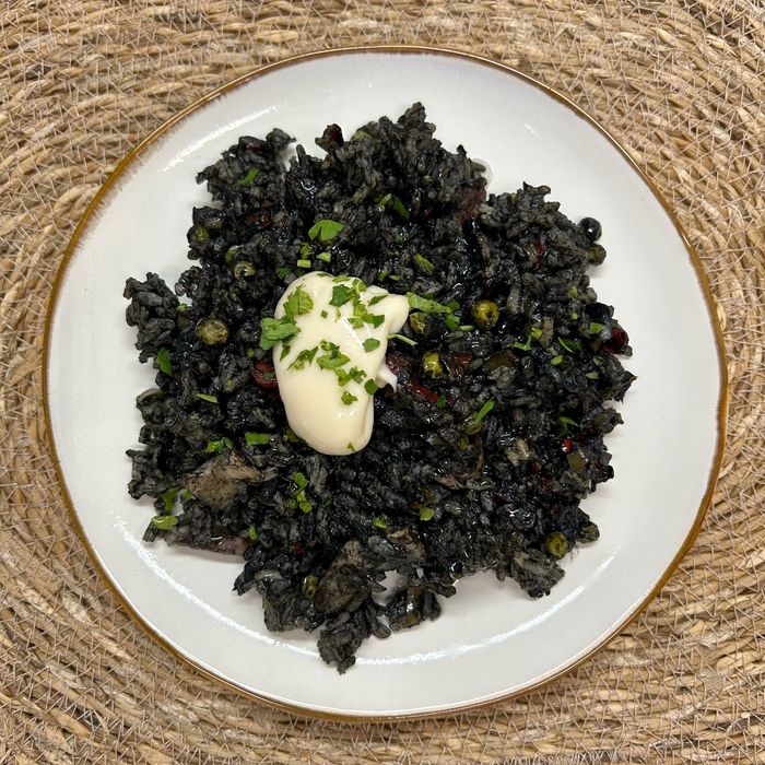 Black rice with aioli