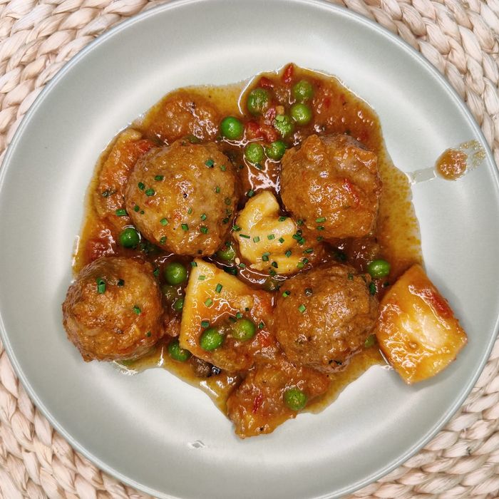 Meatballs with cuttlefish
