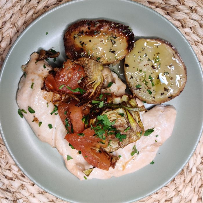 Gegrillte Hähnchenbrust mit geröstetem Gemüse