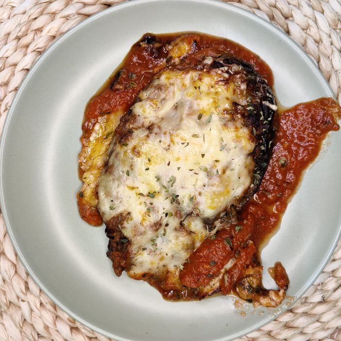 Gefüllte Aubergine mit Hähnchen