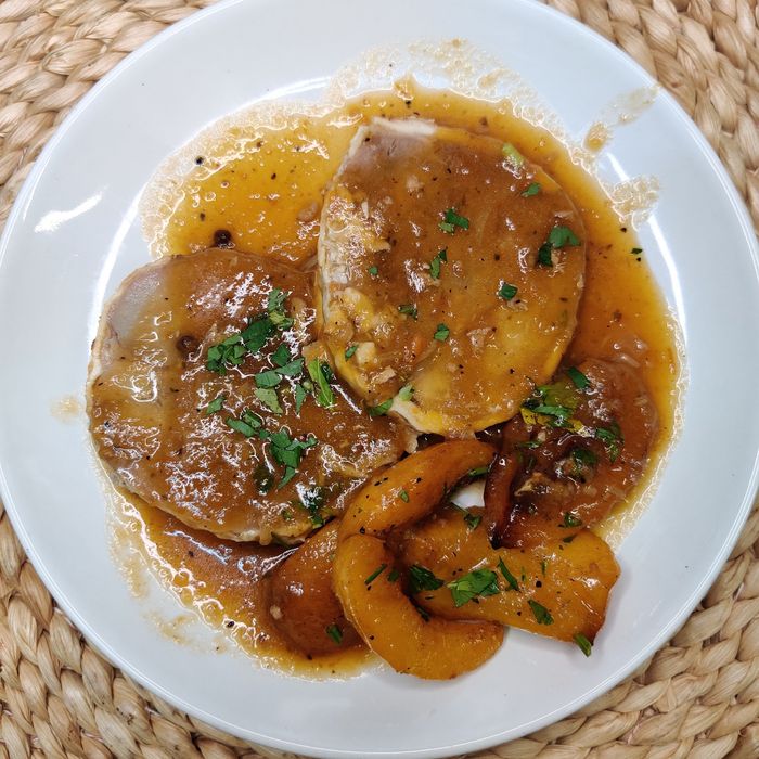Oven-baked turkey breast with peach