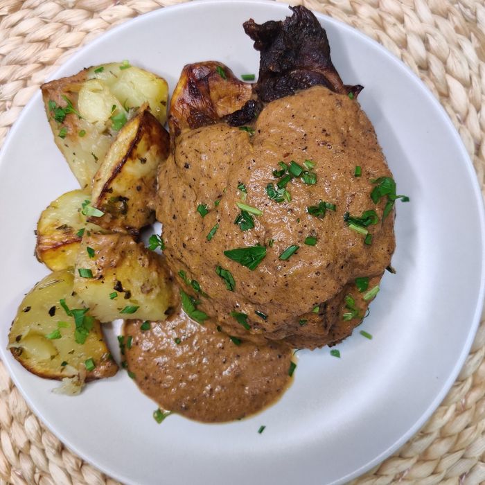 Galtes al forn amb la seva salsa