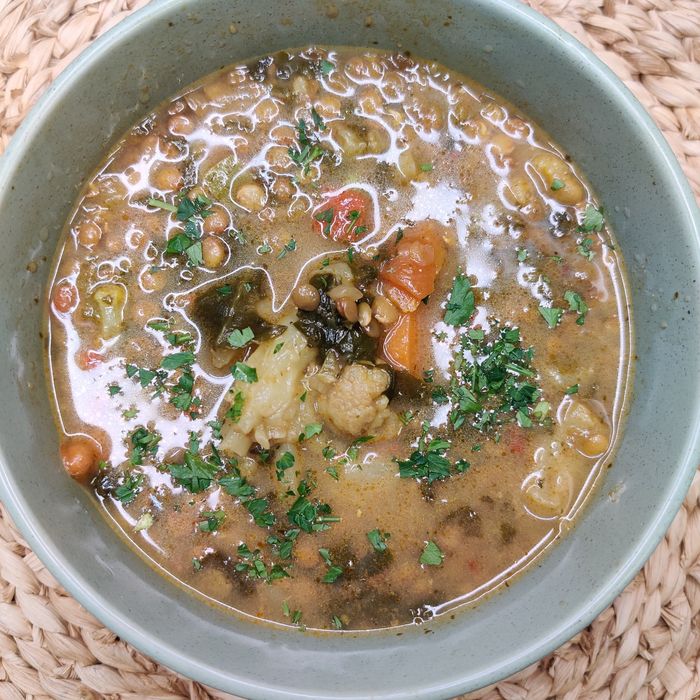 Linseneintopf mit Kokosmilch, Curry und Gemüse