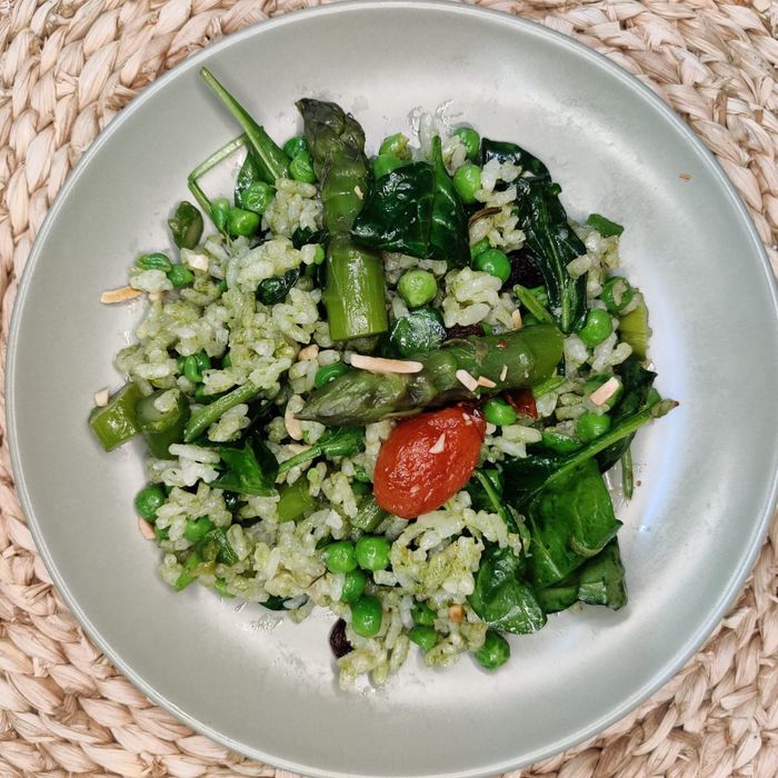 Arròs amb pesto i espàrregs