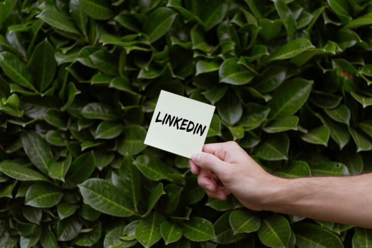 imagem sobre o linkedin para ilustrar sobre como recrutar profissionais pelo linkedin