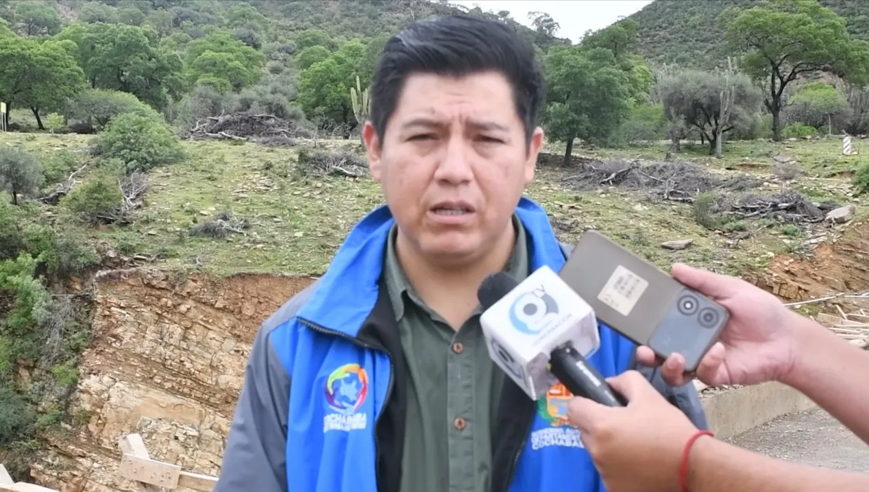 REPRESA EN OMEREQUE PRESENTA UN 73 POR CIENTO DE AVANCE Y BENEFICIARÁ A 450 FAMILIAS