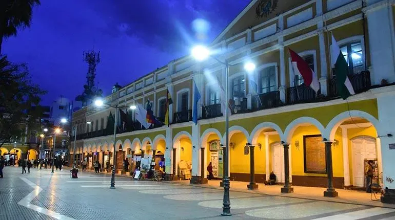 GOBERNACIÓN FORTALECE SEGURIDAD CON NUEVAS CAMIONETAS Y EQUIPAMIENTO AL COMANDO DEPARTAMENTAL