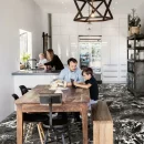 אריח גרניט פורצלן לכל הבית מבית יצרן ספרדי מוביל במראה שיש קיים במגוון גימורים בגודל 60/120 ס"מ