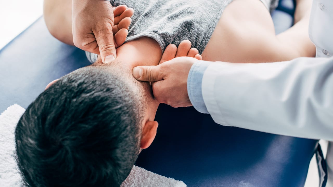 chiropractic care near me