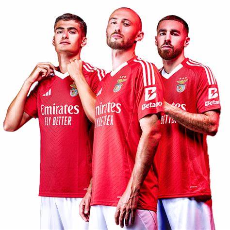 葡超｜本菲卡 3-0 通德拉：新援融入顺畅，老牌豪门开季稳 - 图片1