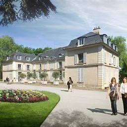 周六下午，马恩河谷省奥利（Orly）乔治·梅里埃公园两名堂表兄弟（约3岁、4岁）溺亡；克雷泰伊（Créteil）检方已就死因展开调查，园内非开放性戏水区。 - 图片1