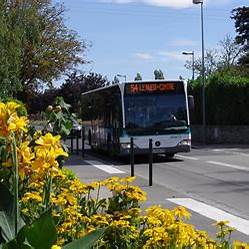 雷恩RN24“洛里昂路”（route de Lorient）将新建1.8公里公交专用道，分期施工至2026年春，总投约400万欧元，以缓堵并为Trambus T2铺路。 - 图片2