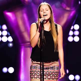 比利时《好声音–弗兰德版》（法：The Voice Flandre／荷：The Voice van Vlaanderen）前选手雅娜·德·萨德勒尔在秘鲁旅行期间突发身亡，享年29岁。 - 图片2