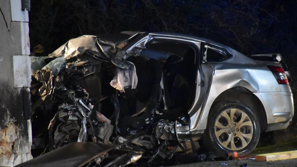 索姆省车撞民宅致三死，含屋主 - 图片2