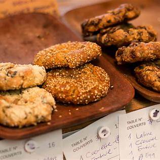 勺筷之间｜Mokonuts 测评：只做工作日午餐的小店，用“清爽热菜＋神级曲奇”把胃口安顿好 - 图片1