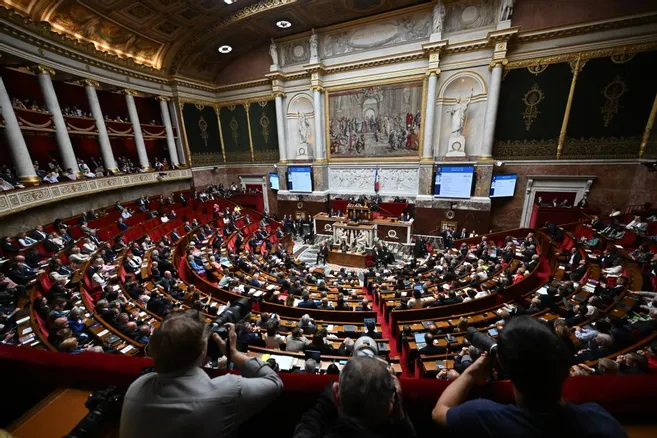 💶【法国财政观察】 政府将于周二正式提交2026年预算案与社会保障预算案 - 图片2