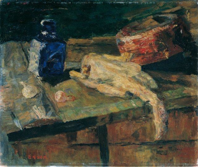 Stillleben mit blauer Flasche und gerupftem Huhn by James Ensor