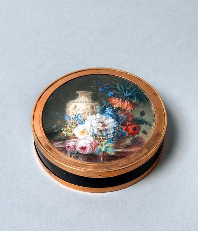 Blomsterstycke by Jan van Os