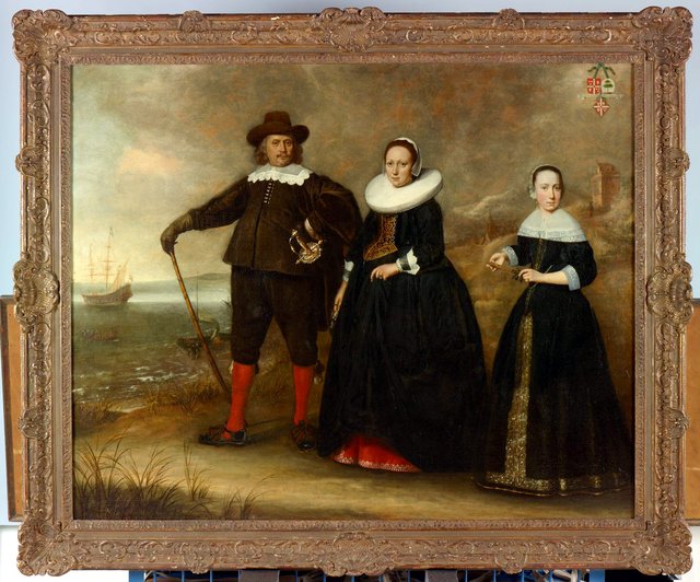 Groepsportret van Otto van Vollenhoven met echtgenote en dochter by Dirck van Santvoort