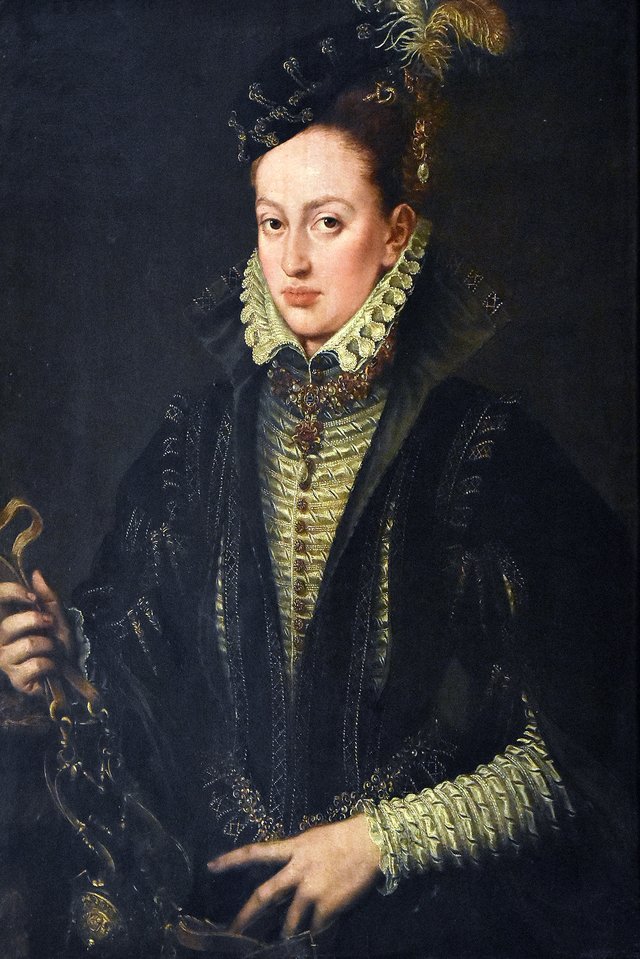 Portrait of a woman, possibly Margaretha of Habsburg (1522-1586) by Alonso Sánchez Coello