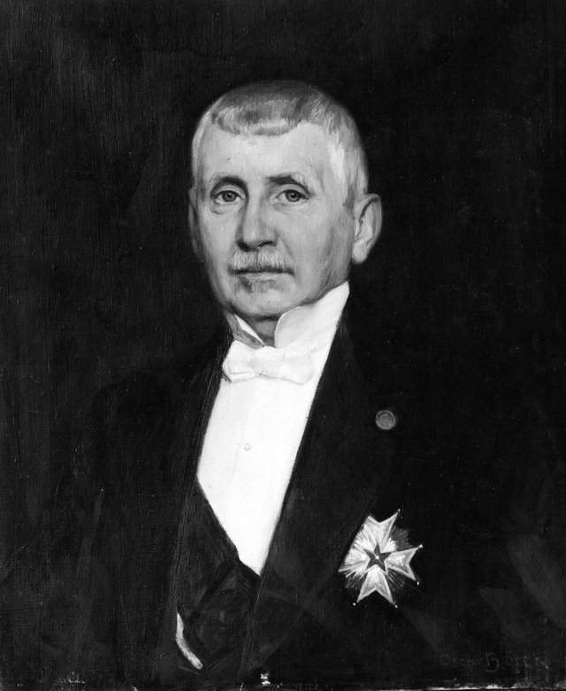 Carl Möller, 1857-1933, arkitekt, ämbetsman, överintendent, gift med sångerskan Dagmar Henriette Bosse by Oscar Björck