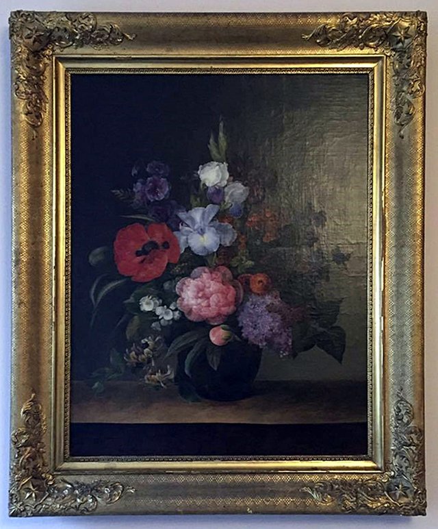 Blomsterbuket med valmue, syren og kaprifolium by Hermania Neergaard