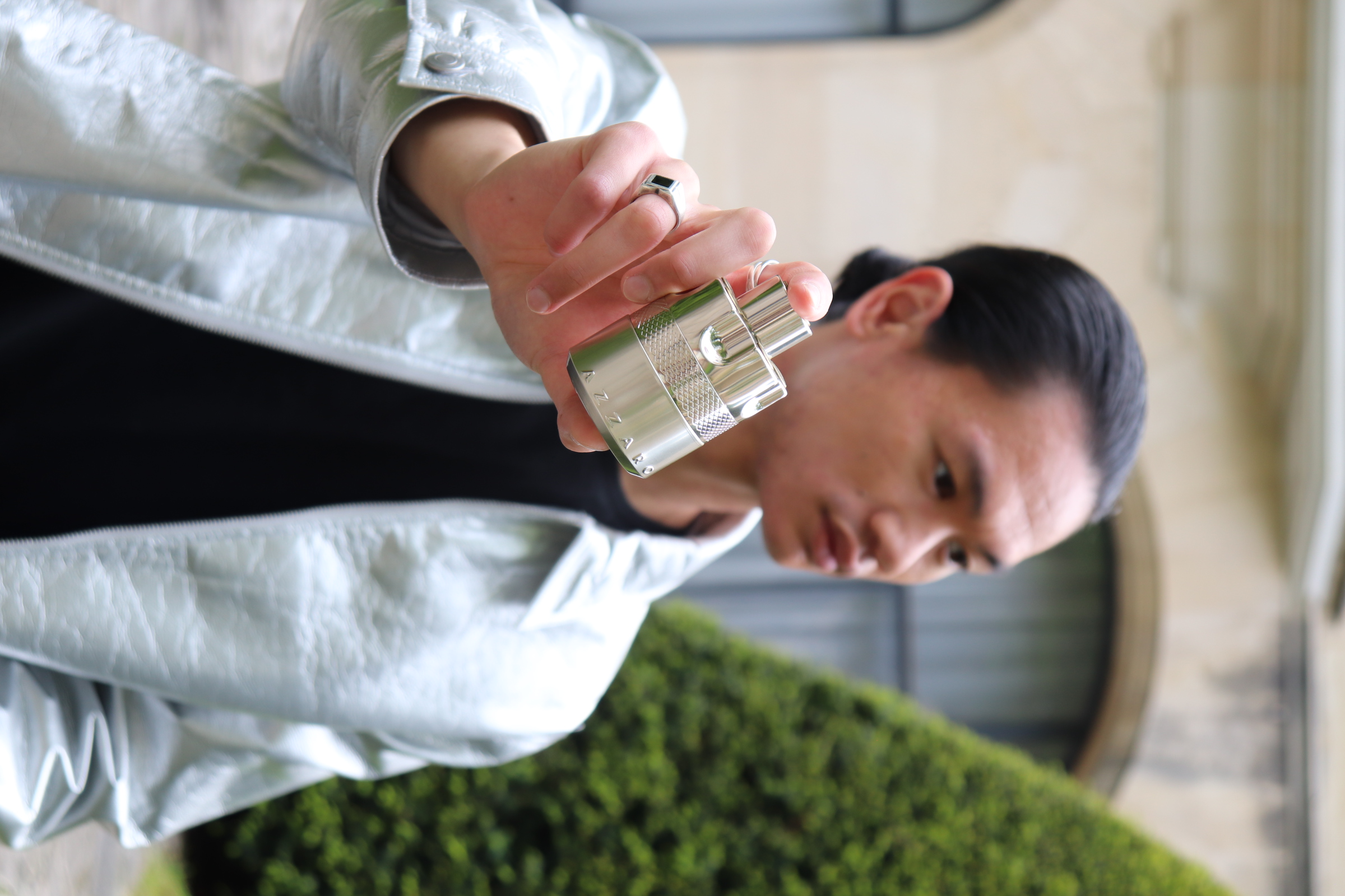 Julien Azzaro frame 3