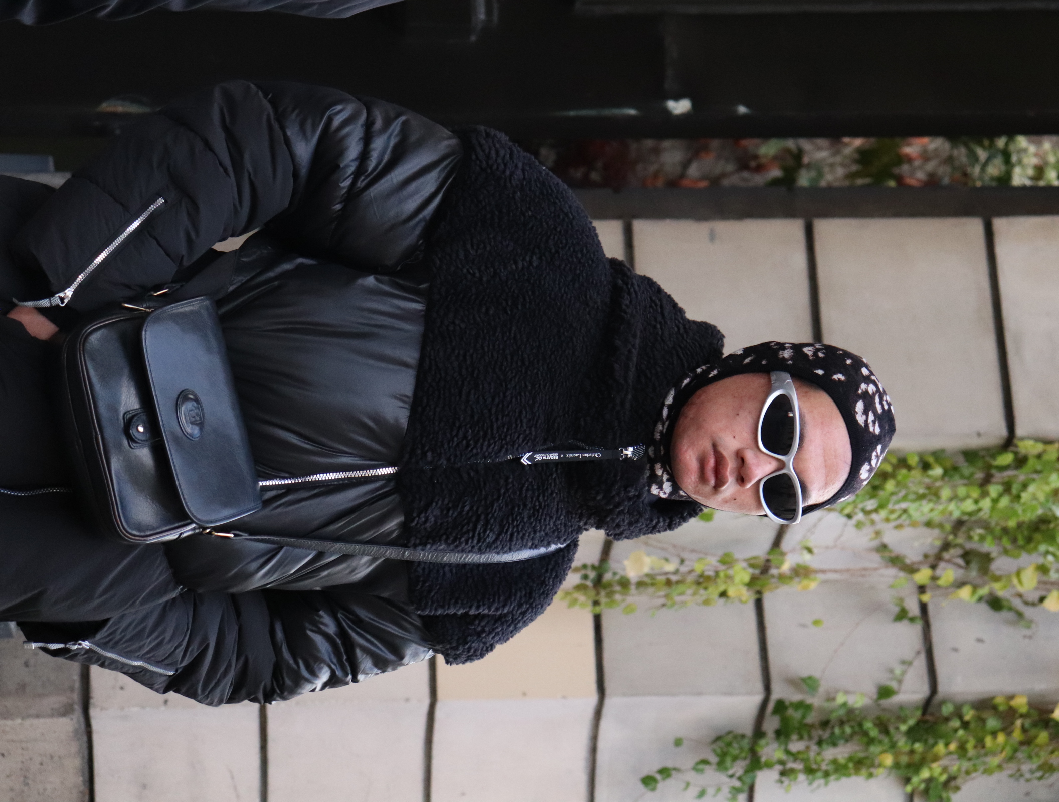 Julien Christian Lacroix Regatta frame 2