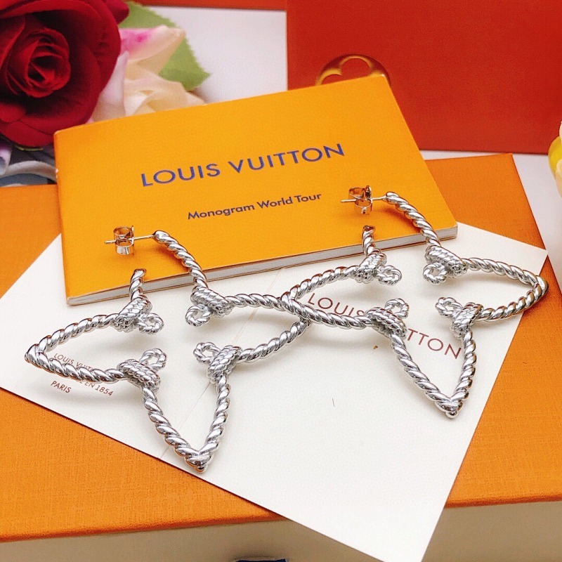 LV Jewelry - Item 64