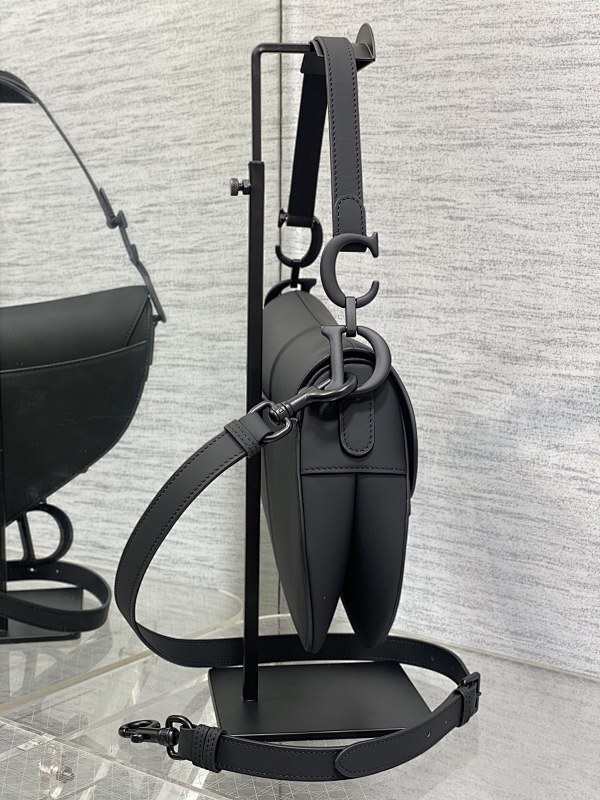 103cm， 88.5cm 25*6*18cm