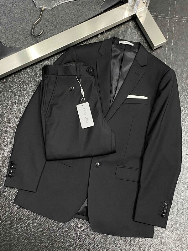 Suit - Item 201
