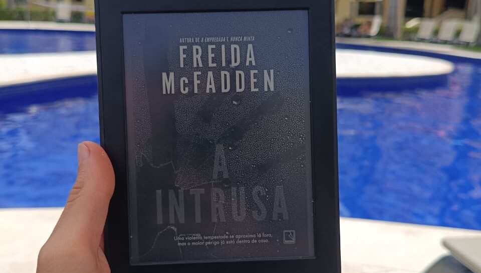 a intrusa