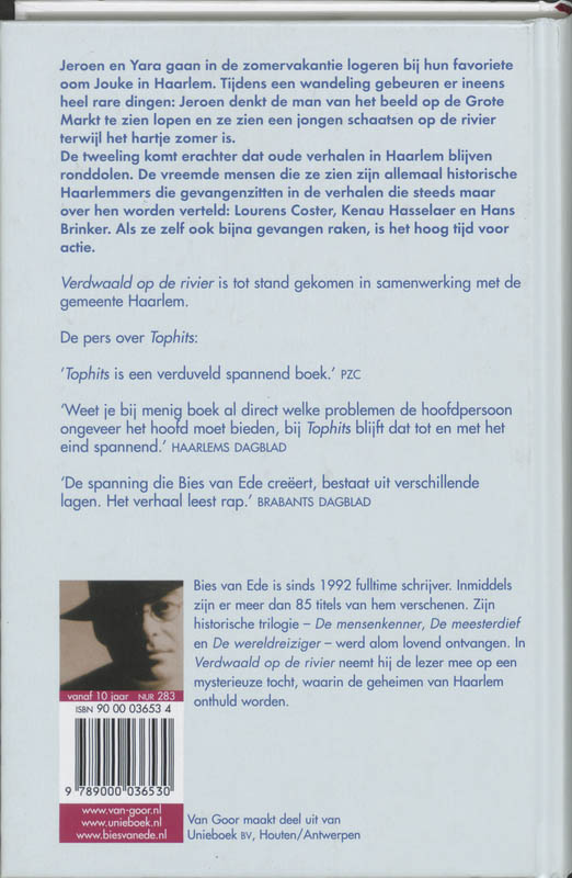 Achterkant van Verdwaald op de rivier