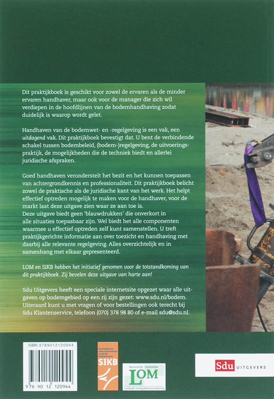 Achterkant van Praktijkboek Bodemhandhaving