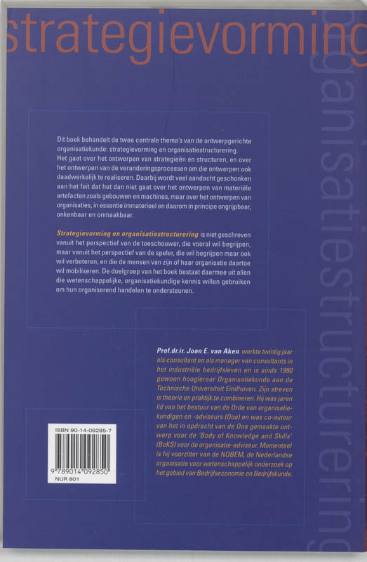 Achterkant van Strategievorming en organisatiestructurering