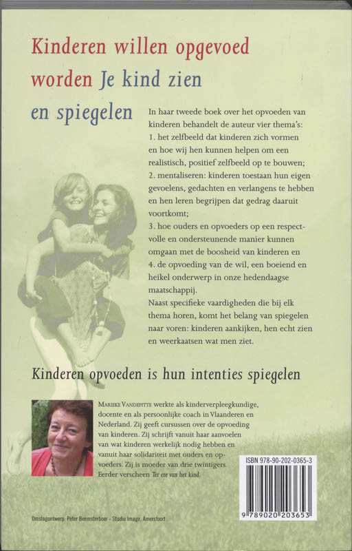 Achterkant van Kinderen willen opgevoed worden