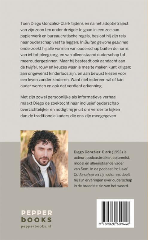 Achterkant van Buiten gewone gezinnen