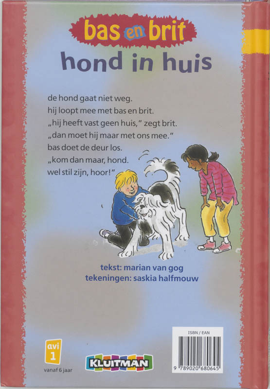 Achterkant van Hond in huis