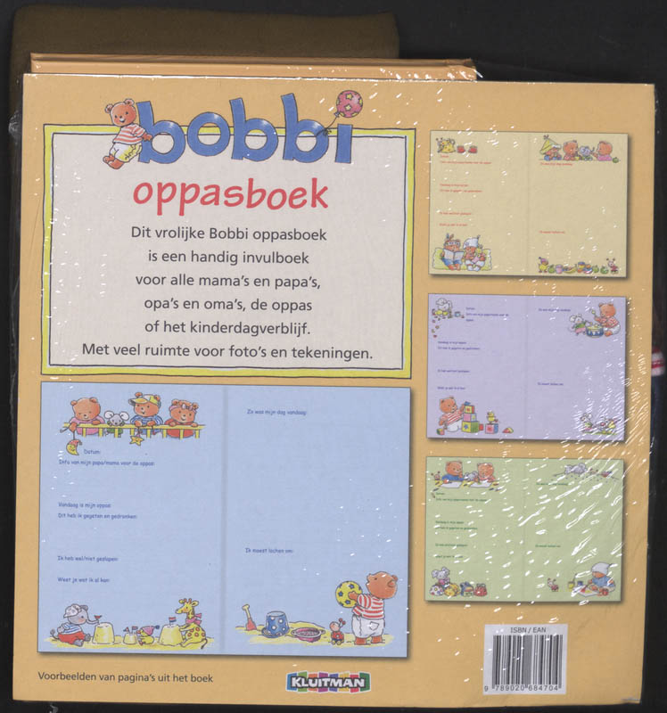 Achterkant van Bobbi oppasboek met knuffel