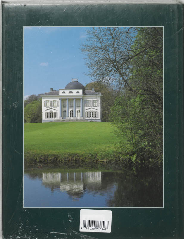 Achterkant van 18de-eeuwse architectuur in Belgie