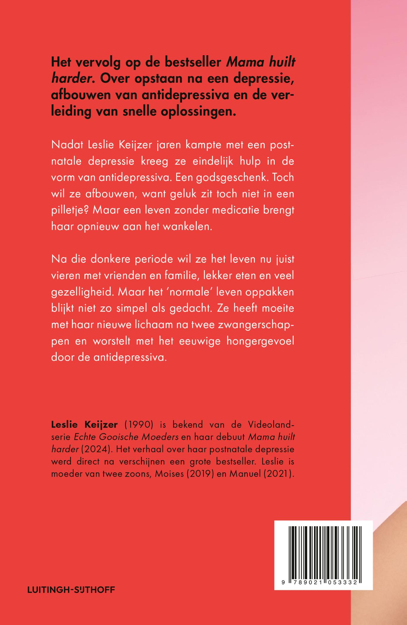 Achterkant van Mama pakt door