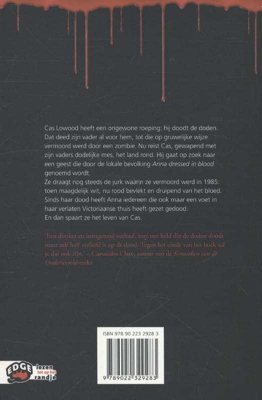 Achterkant van Anna dressed in blood
