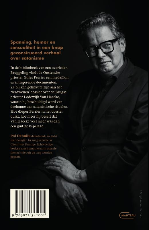 Achterkant van Omerta