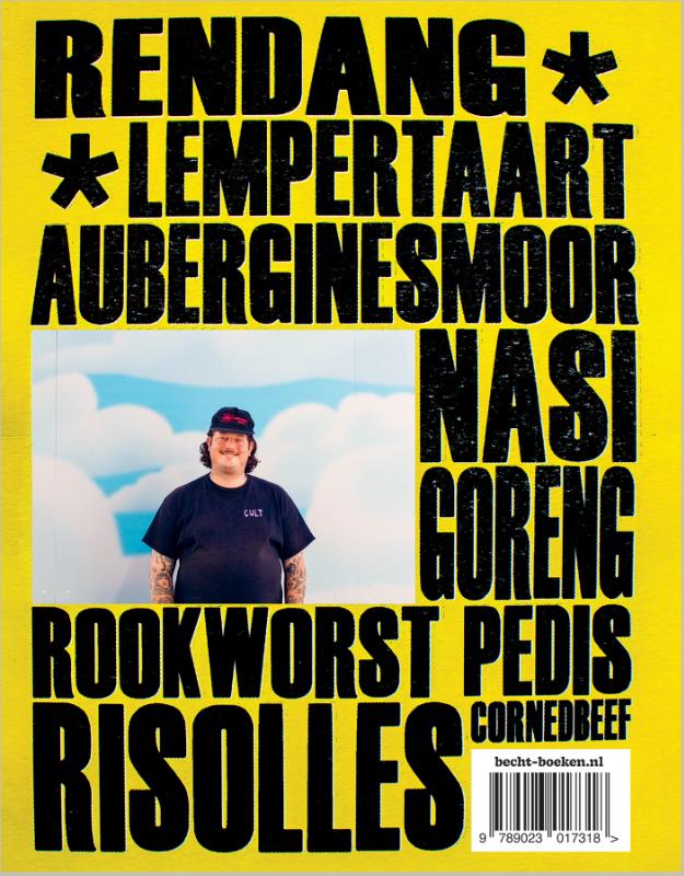 Achterkant van Sama Sama