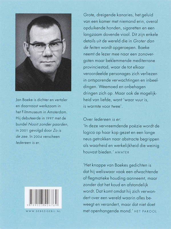 Achterkant van Groter dan de feiten