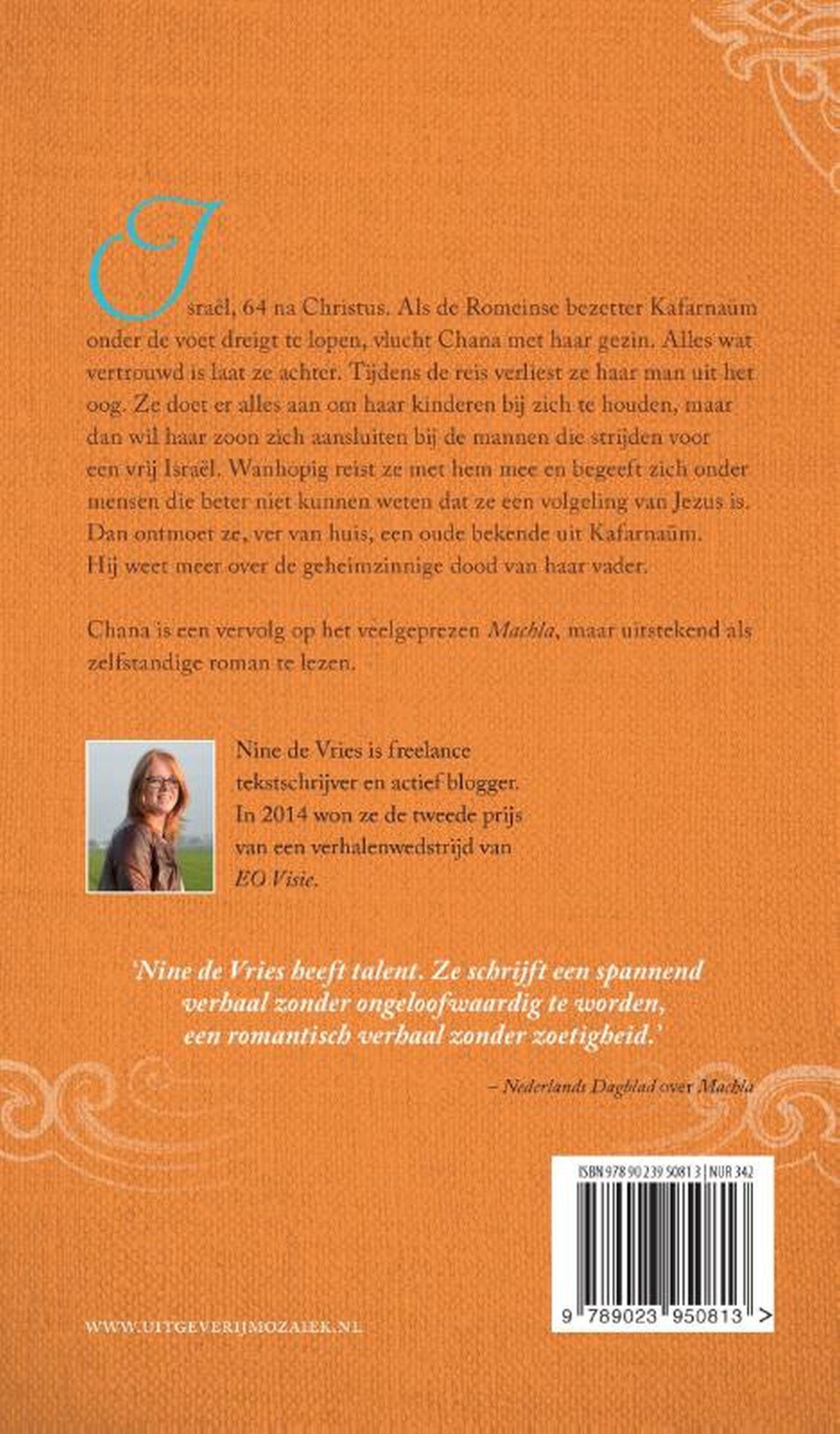 Achterkant van Chana