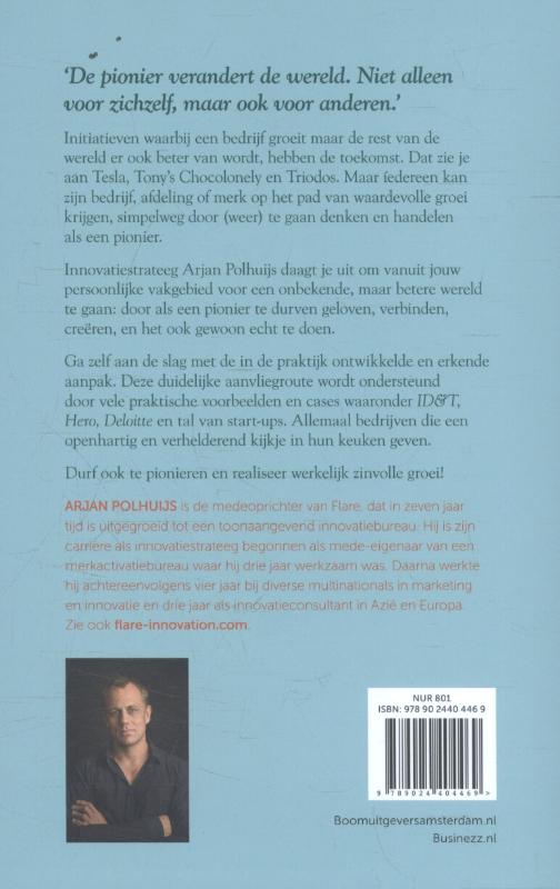 Achterkant van Pionier!